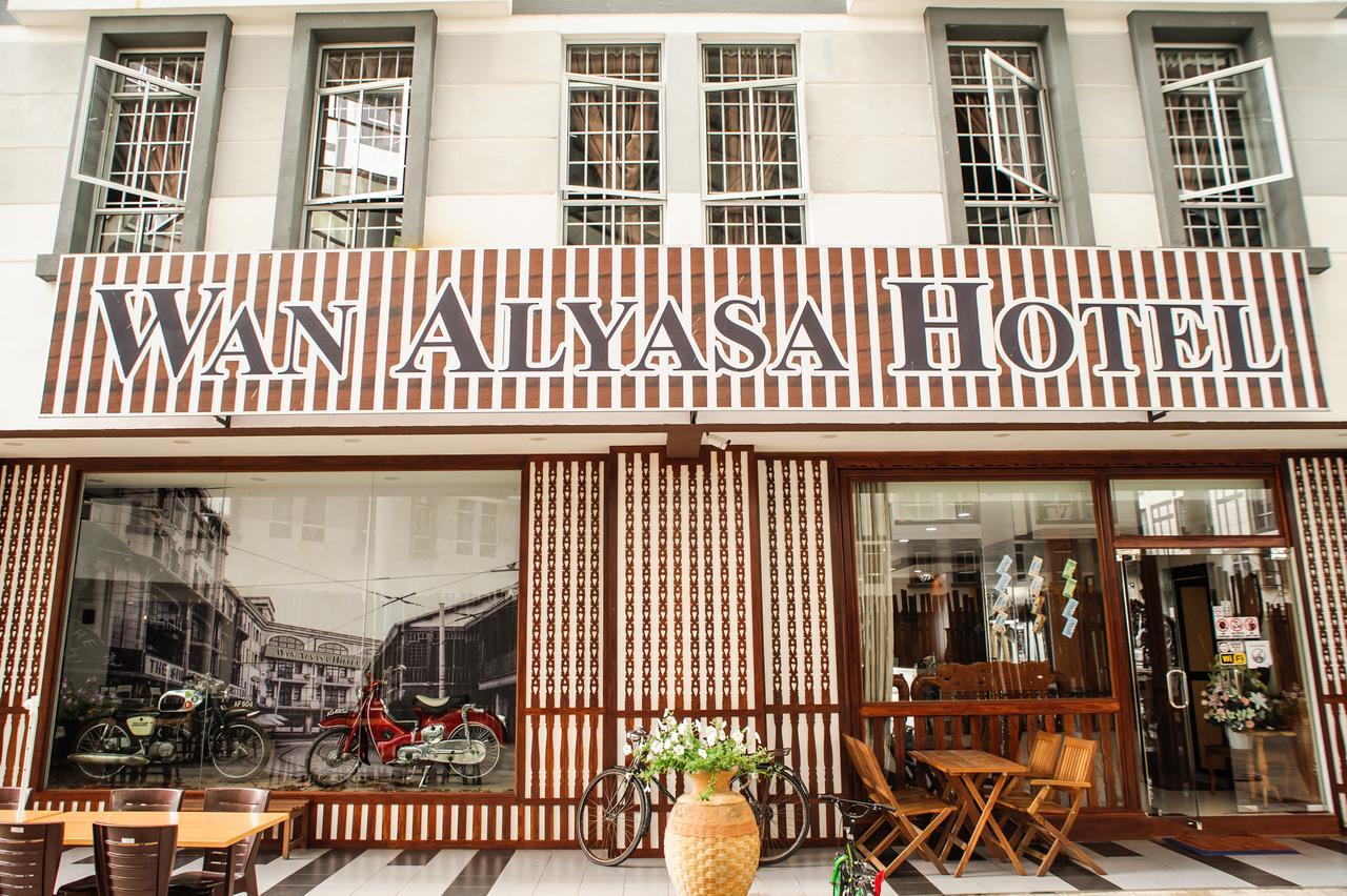 Wan Alyasa Hotel *